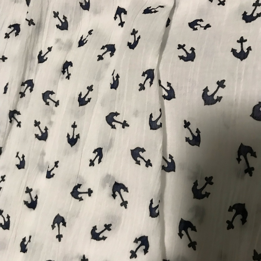 Top - Picture 4 of 4